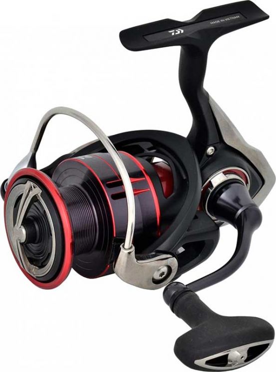 Катушка безынерционная Daiwa Fuego LT 17 6000D