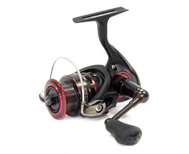 Катушка безынерционная Daiwa LG 1500A